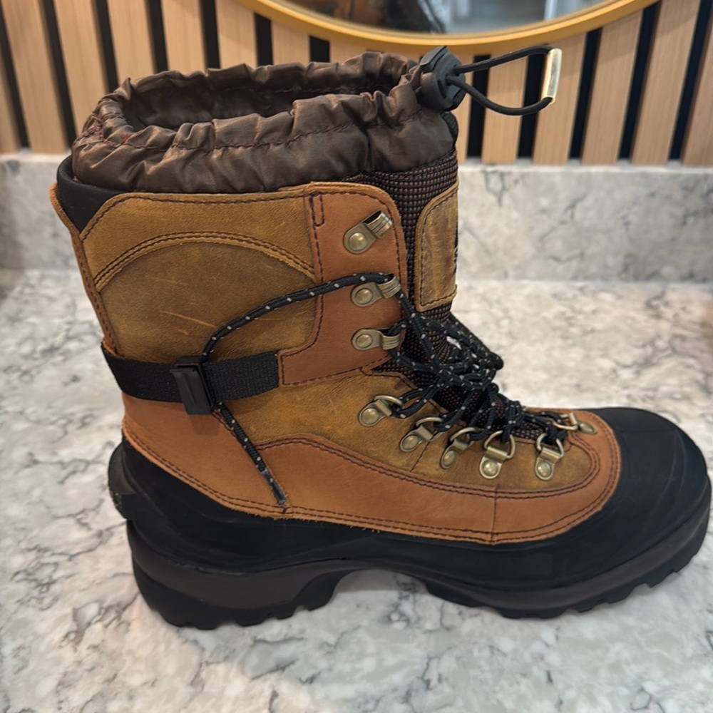 Sorel Men’s Conquest Winter Waterproof Snow Boot - Picture 4 of 7